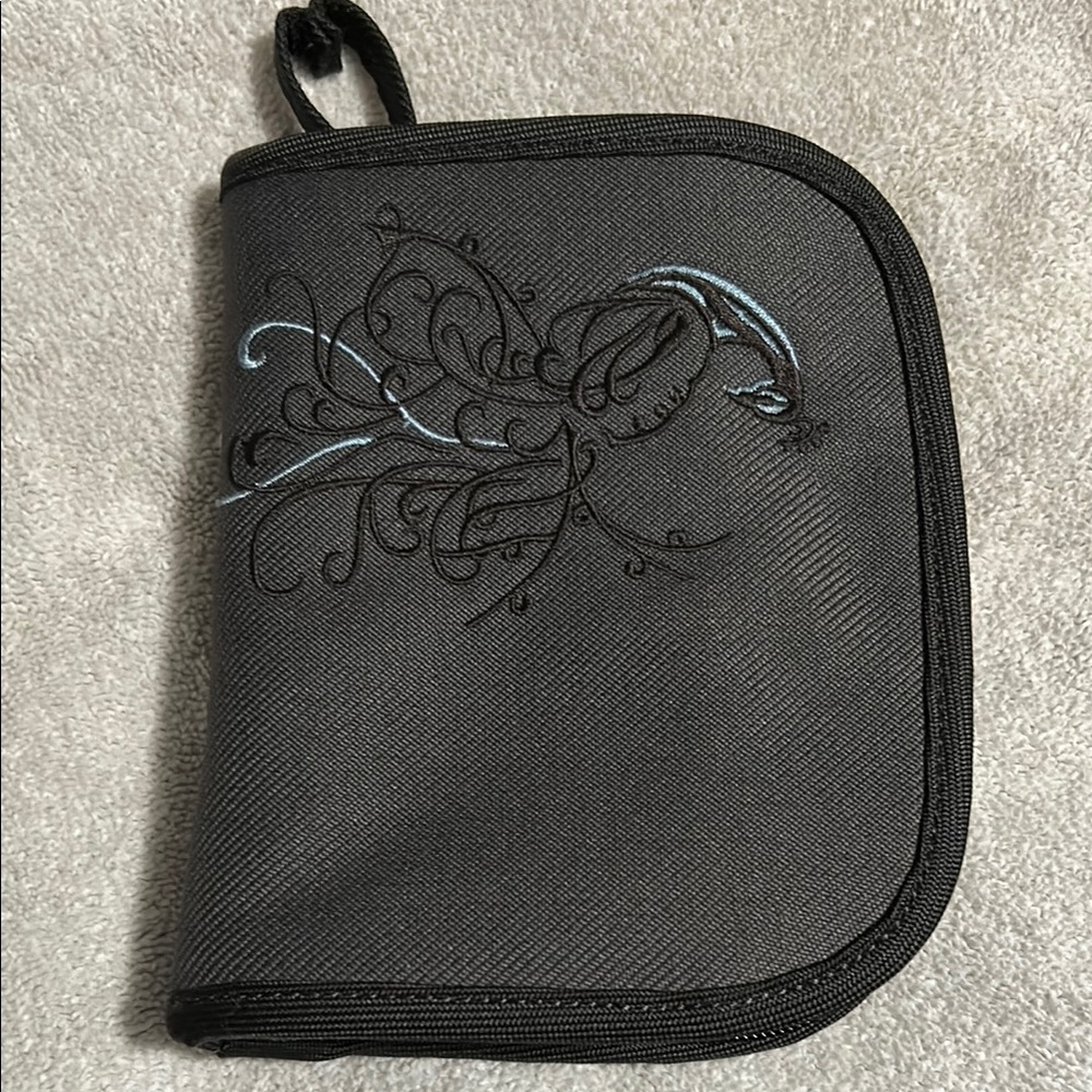 REI gray‎ travel wallet